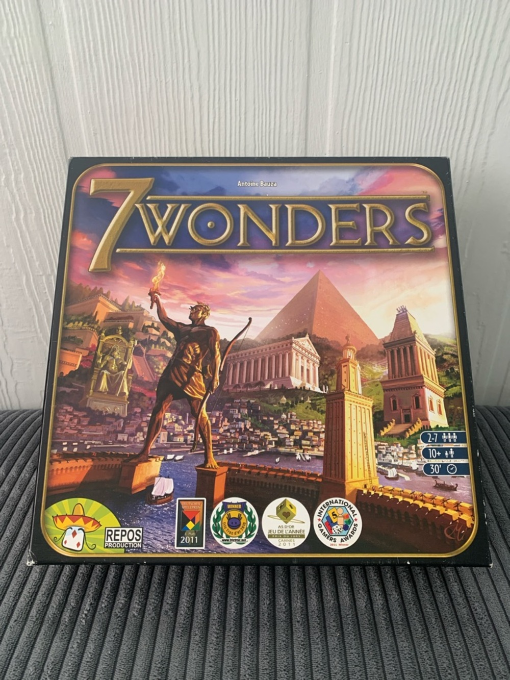 7 Wonders Board Game Award Winning Family Game Night 2-7 Players Complete Set